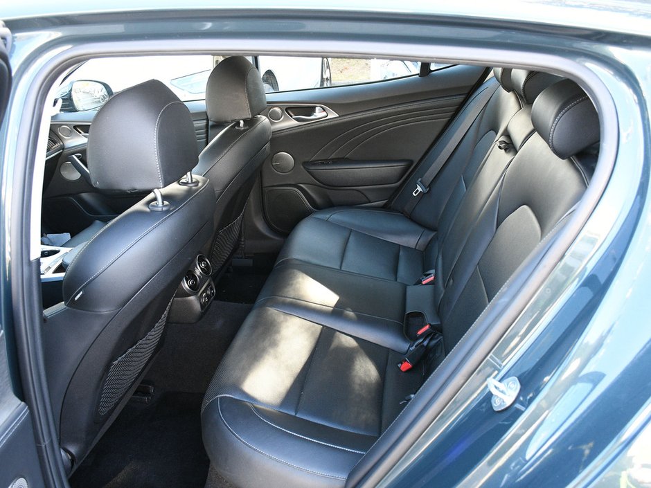 2022 Kia Stinger GT Limited Certified | Low Mileage | Fully Loaded | NAVI | Bucket Seats | Moonroof