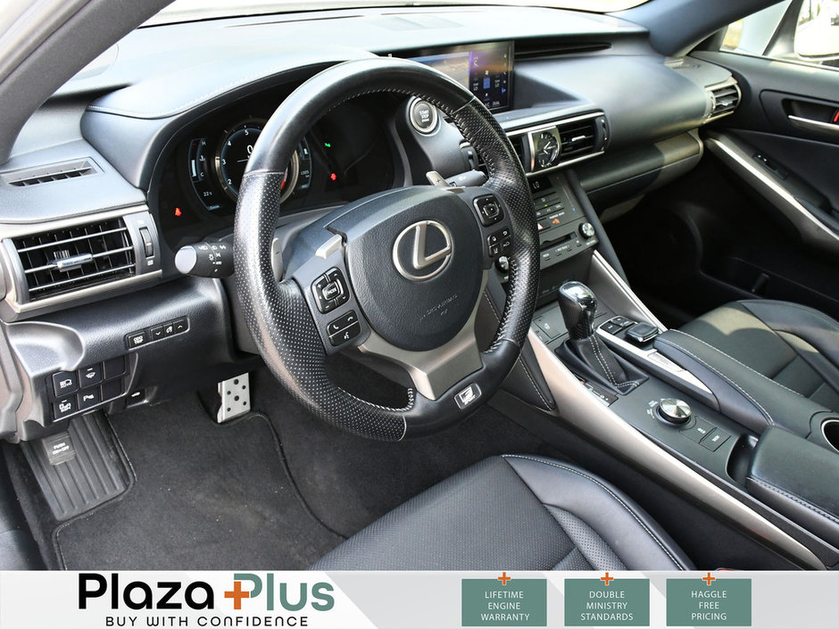 2019 Lexus IS 300 F-SPORT 2 Certified | Navigation | Ventilated Seats | Sunroof