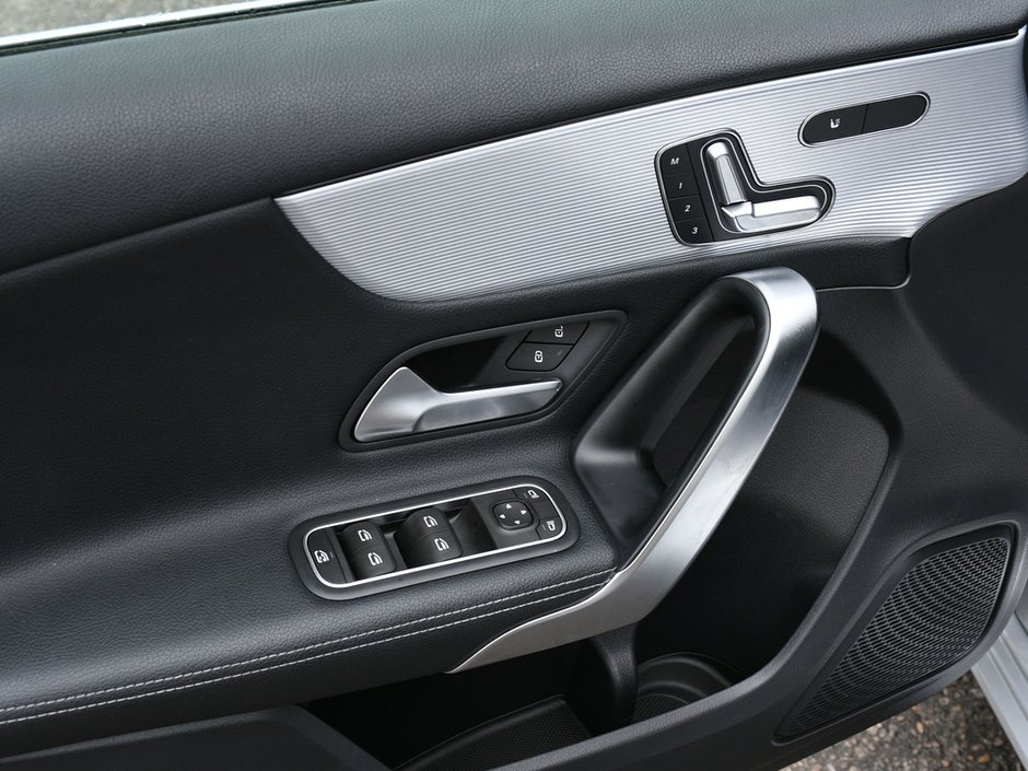 2019 Mercedes-Benz A-Class A 250-8