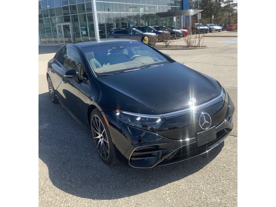 2022 Mercedes-Benz EQS 580 Edition 1-2