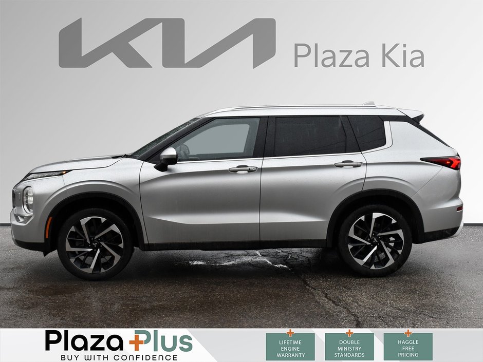 2022 Mitsubishi Outlander SE