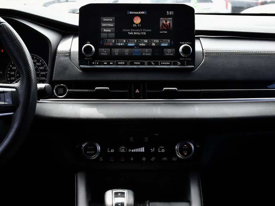 2023 Mitsubishi Outlander LE