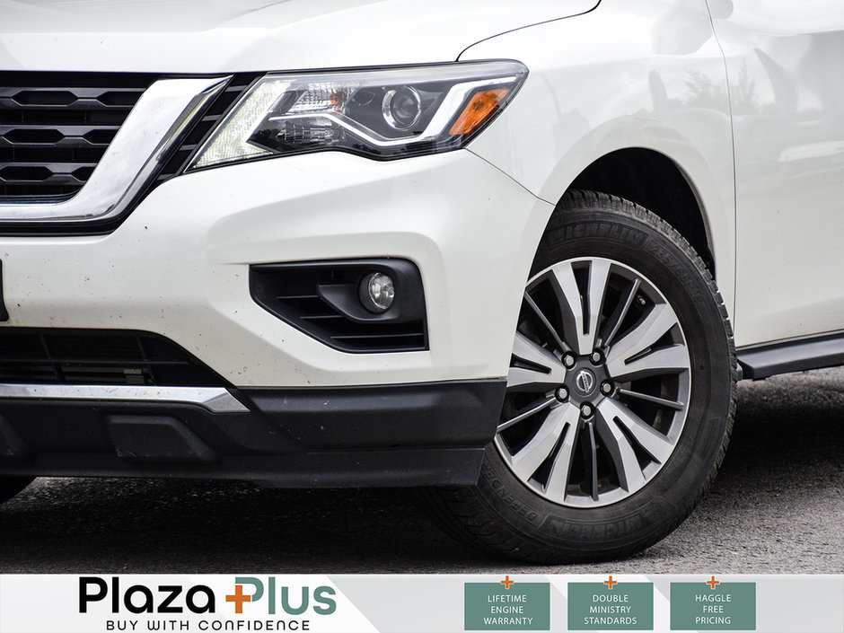 2017 Nissan Pathfinder SL-1