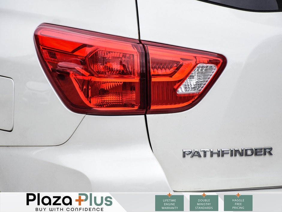 2017 Nissan Pathfinder SL-6