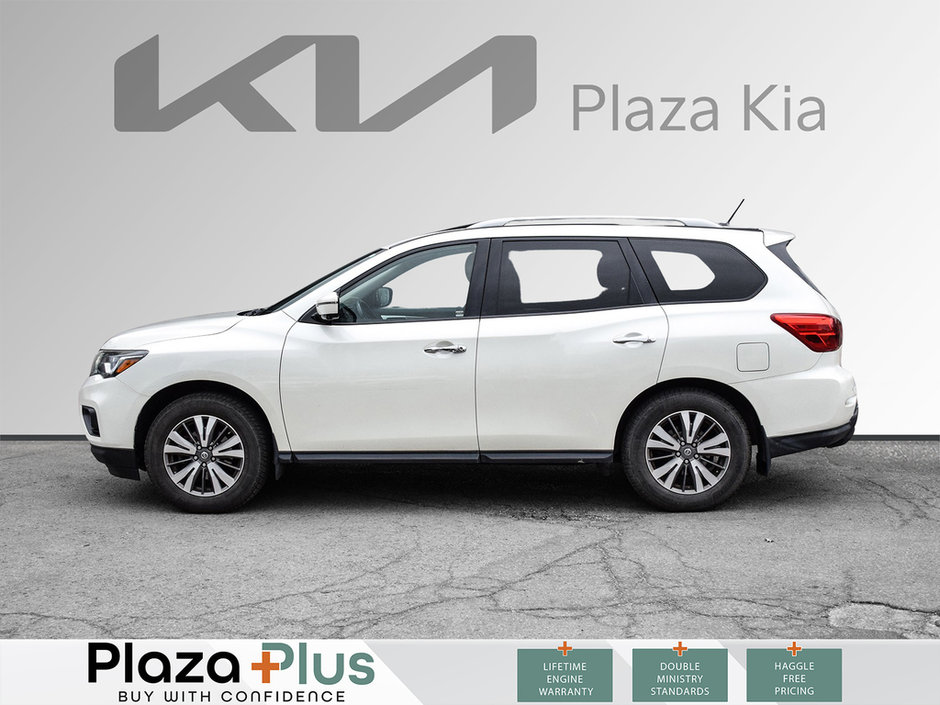 2017 Nissan Pathfinder SL-3