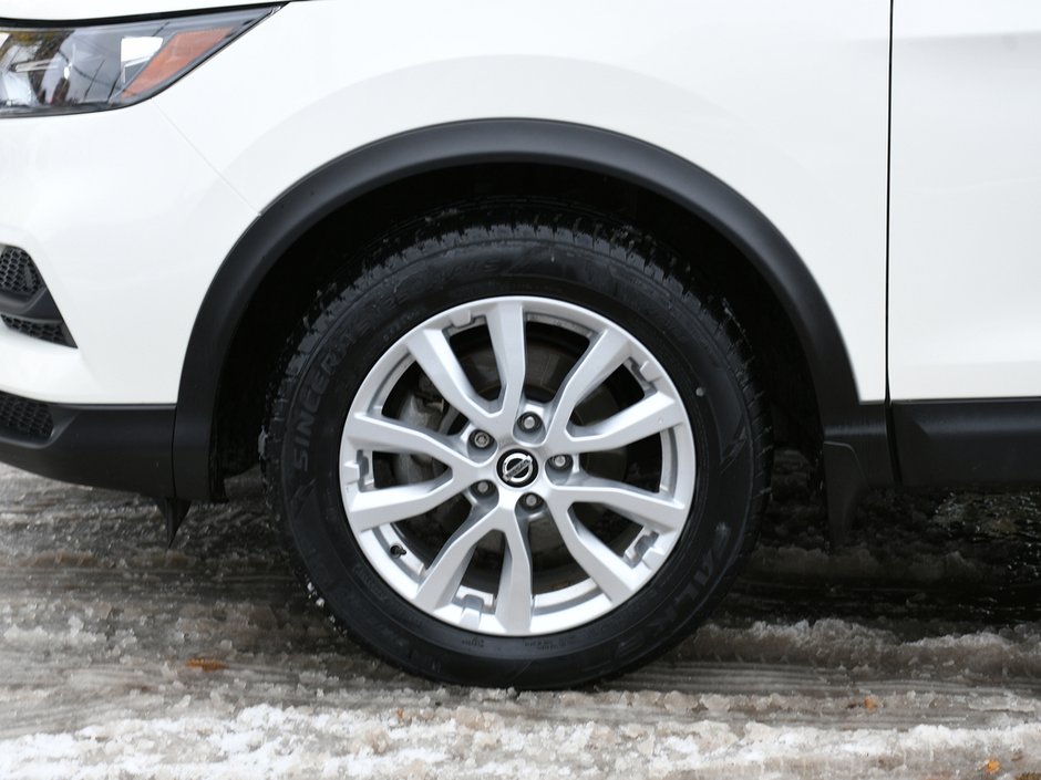 2020 Nissan Qashqai SV CLEAN CARFAX| ONE OWNER| ONTARIO VEHICLE | INTELLIGENT EMERGENCY BRAKING | FORWARD COLLISION WARNING