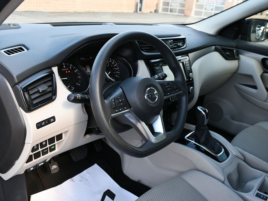 2023 Nissan Qashqai S Certified | Backup Camera | Bluetooth | Heated Front Seats