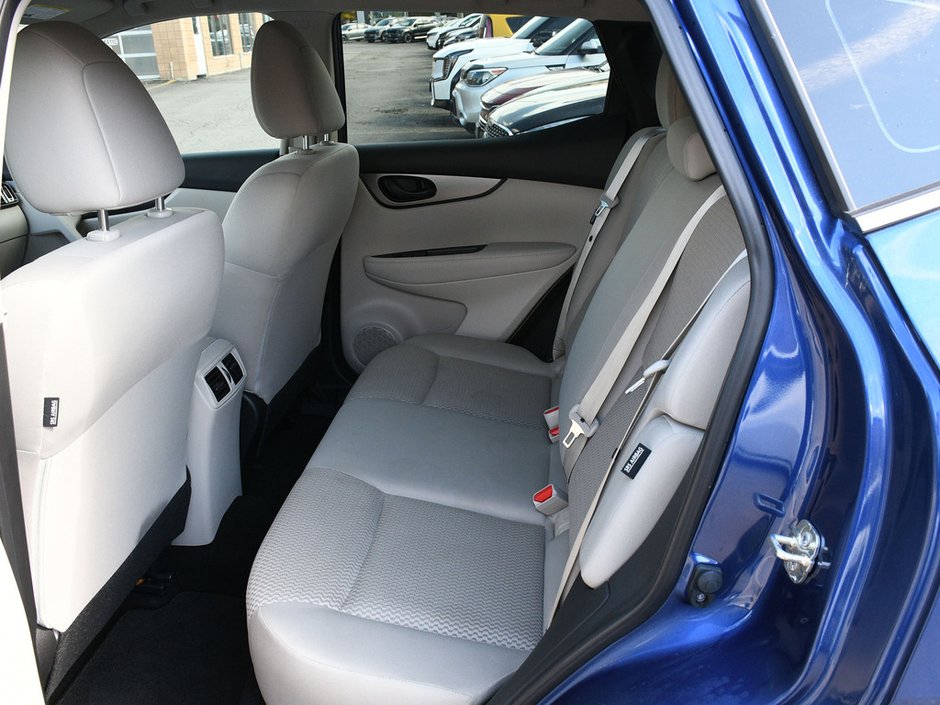 2023 Nissan Qashqai S Certified | Backup Camera | Bluetooth | Heated Front Seats