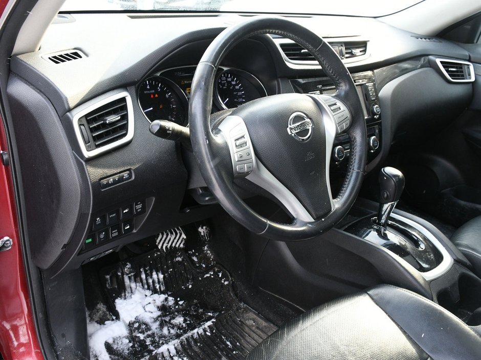 2015 Nissan Rogue SL Certified | Backup Camera | Heated/Power Mirrors | Moonroof