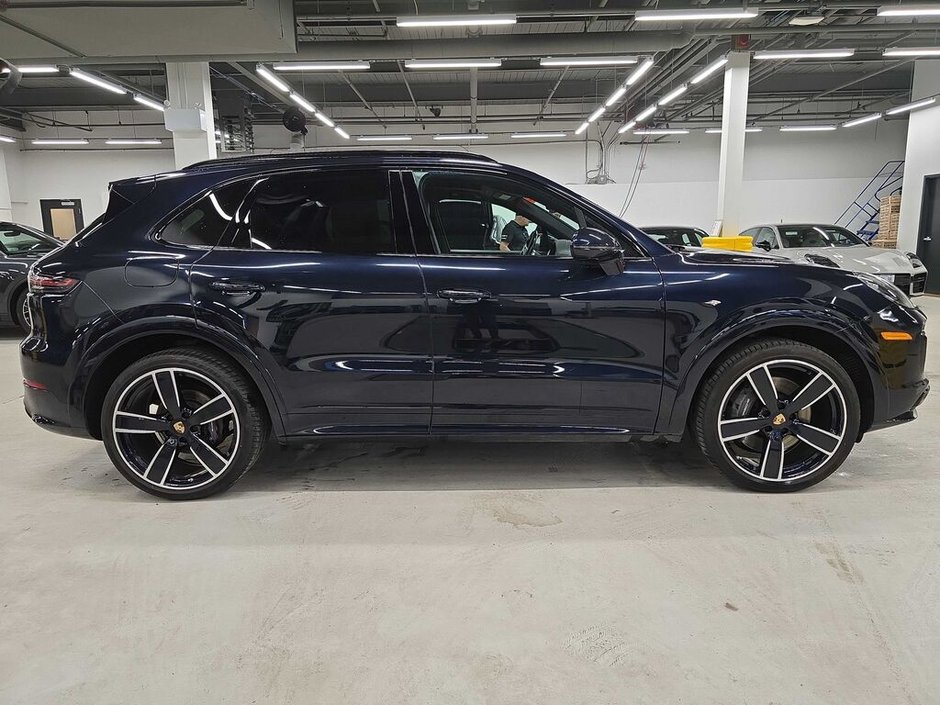 2022 Porsche Cayenne BASE Clean Carfax | Canadian Vehicle | Dealer Certified |
