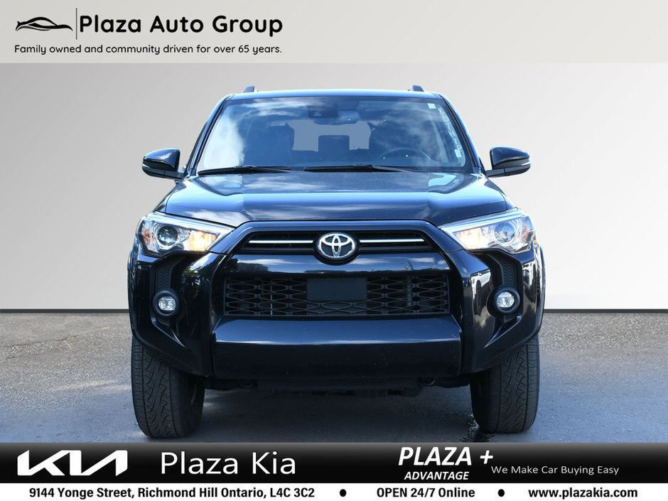 2022 Toyota 4Runner BASE 4WD | CLEAN CARFAX | 3RD SEATING | LEATHER |