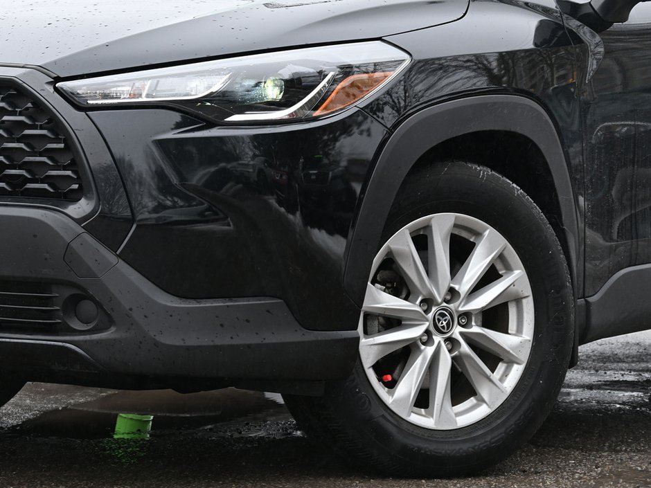 2022 Toyota Corolla Cross LE