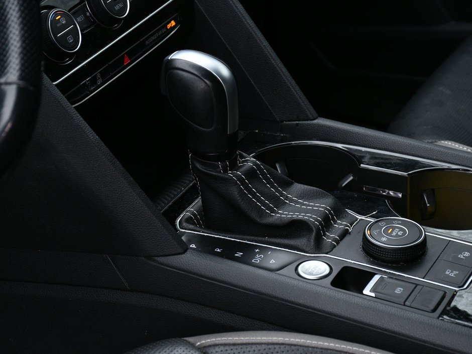 2022 Volkswagen Atlas Execline-8