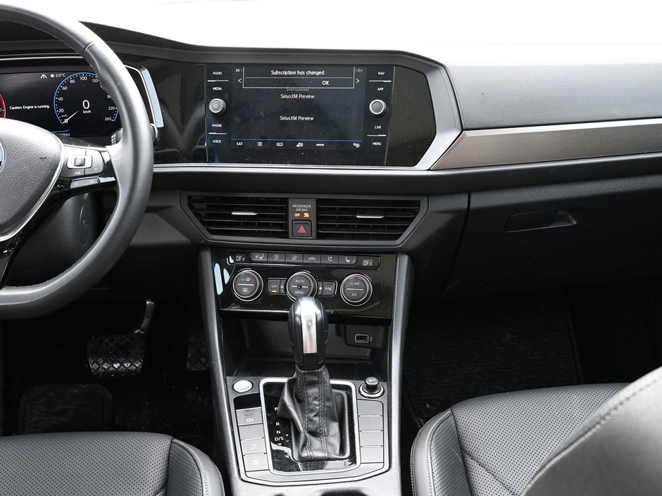 2020 Volkswagen Jetta Execline Leather Seats l Nav l Back Up Camera