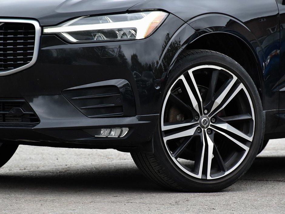 2019 Volvo XC60 R-Design