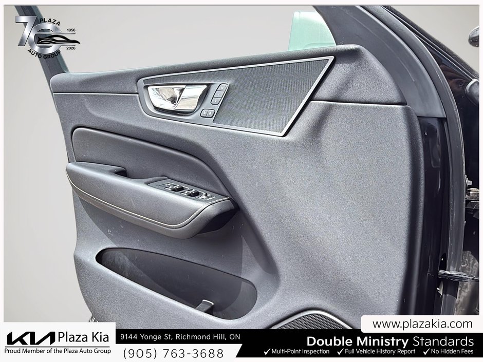 2019 Volvo XC60 R-Design-8