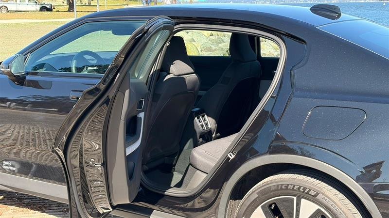 2024 Polestar 2 Long Range Dual Motor-9