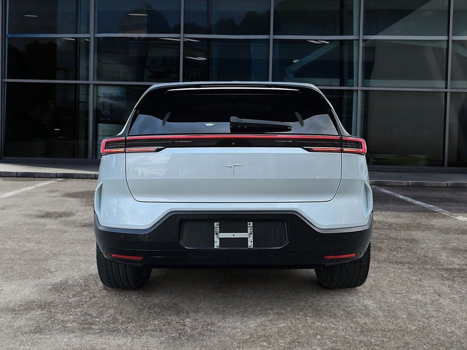 2025 Polestar 3 Long range Dual motor avec le Groupe Performance --4