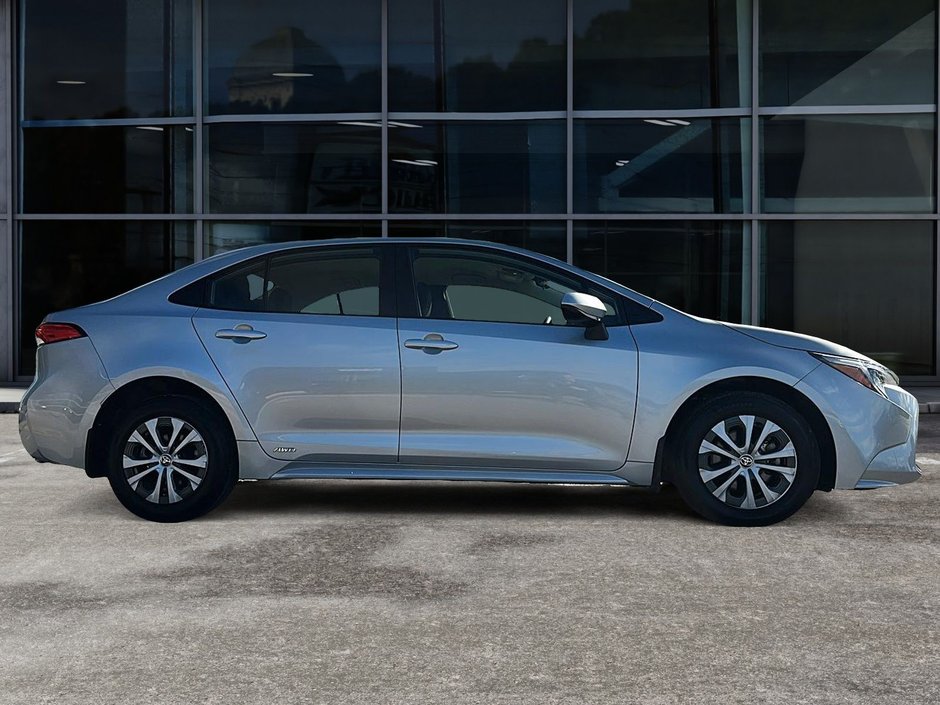 Toyota Corolla LE AWD 2025-3