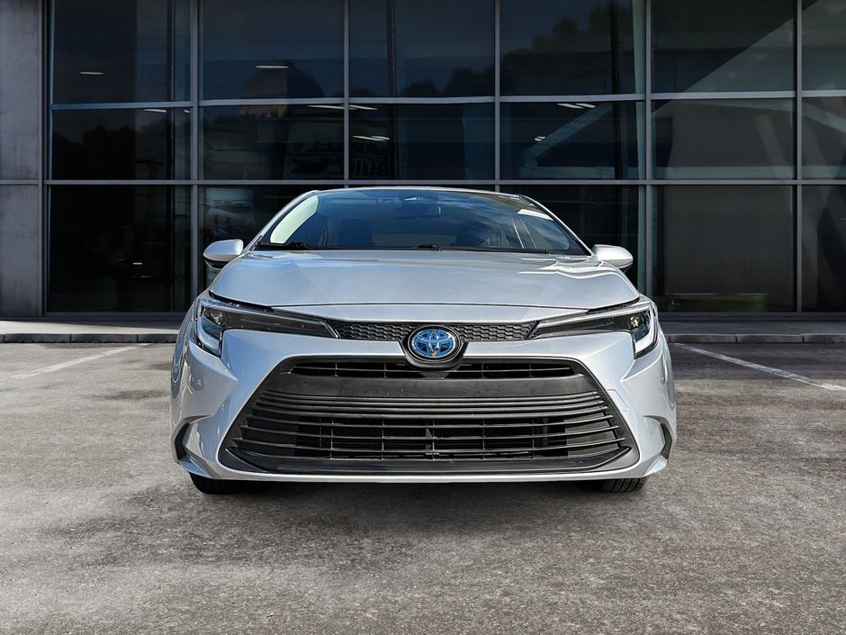 Toyota Corolla LE AWD 2025-2