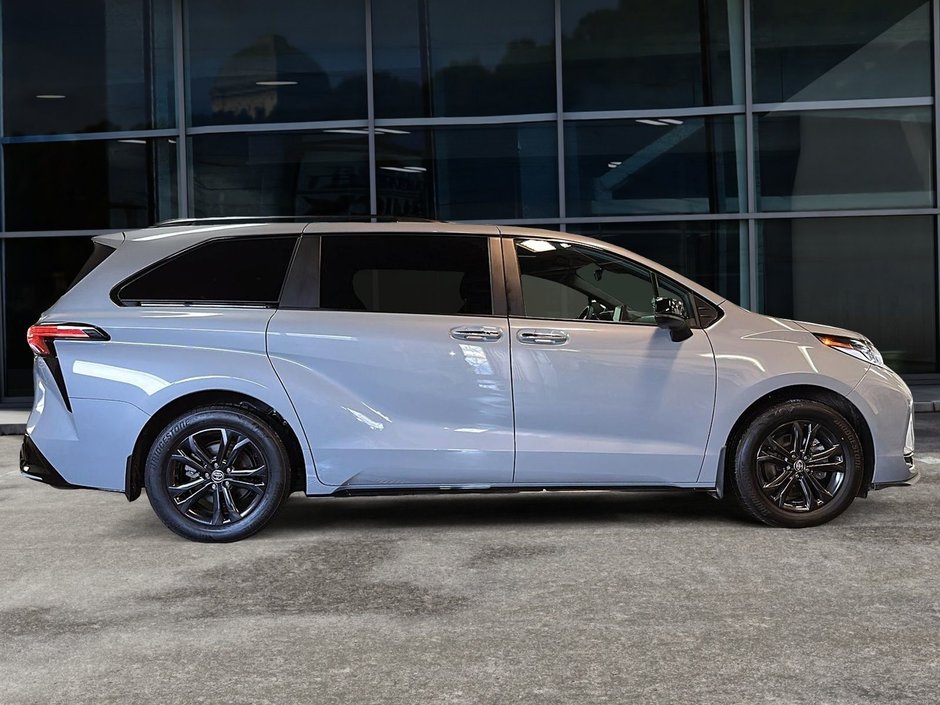 Toyota Sienna XSE AWD 2025-3