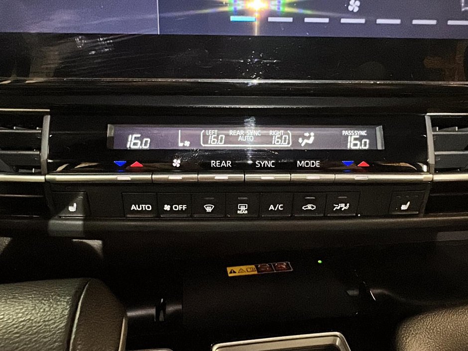 Toyota Sienna XSE AWD 2025-15