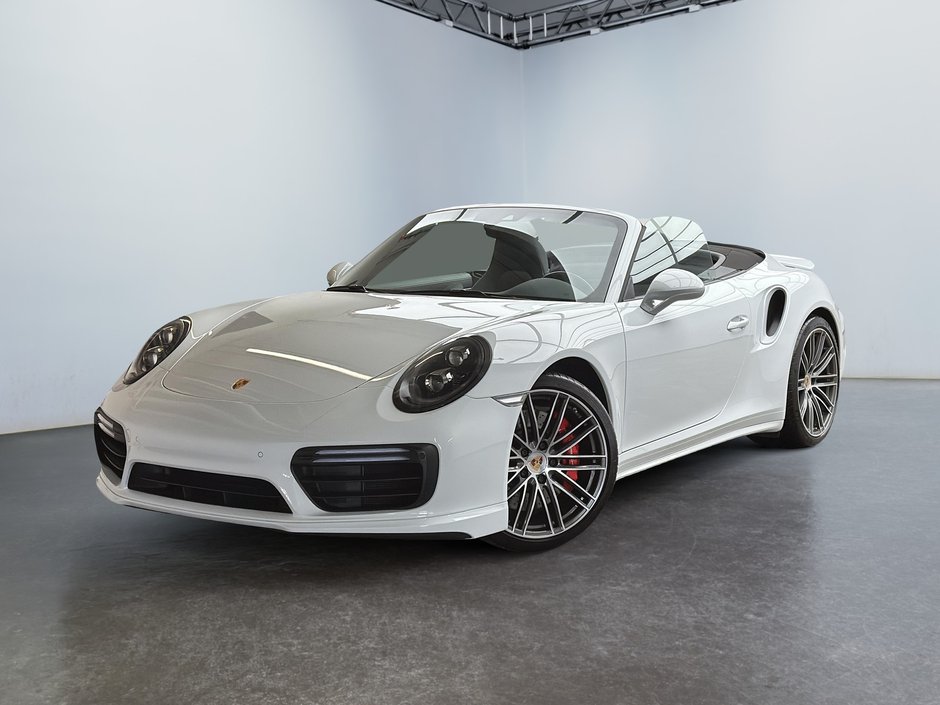 Porsche 911 Turbo Cabriolet w/Porsche Dynamic Chassis 2019 à Laval, Québec