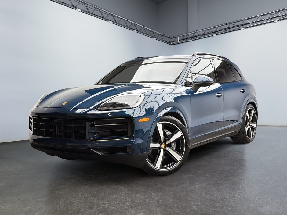Porsche Cayenne Prem. pack plus, Sport Exhaust System 2024 à Laval, Québec