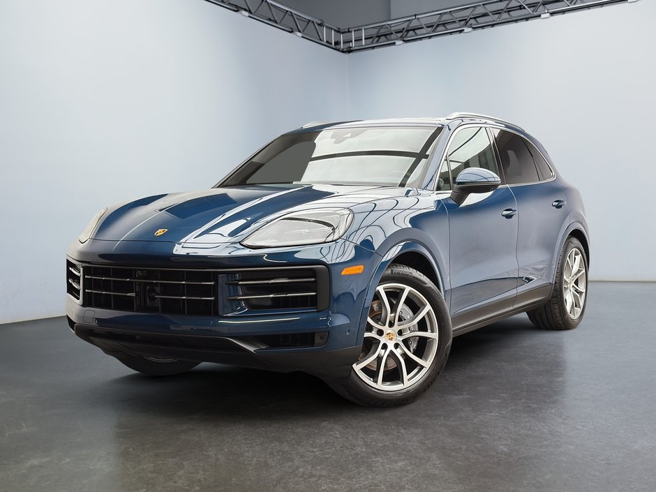 2024 Porsche Cayenne Premium Package Plus in Laval, Quebec