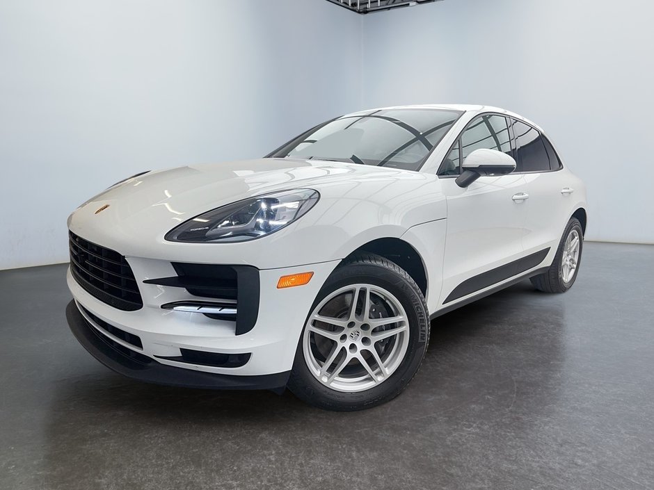 Macan Premium Plus Package 2021 à Laval, Québec