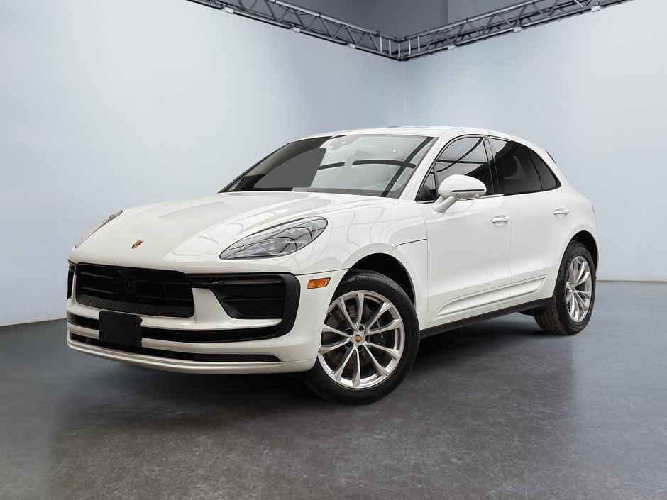Porsche Macan Premium Package Plus 2022 à Laval, Québec