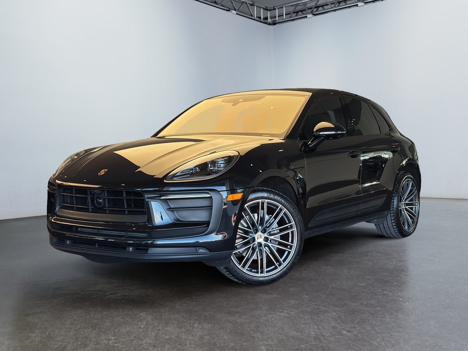 2024 Porsche Macan Premium Package Plus in Laval, Quebec