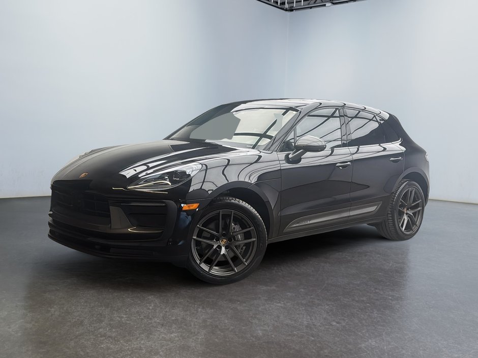 2024 Porsche Macan T AWD in Laval, Quebec