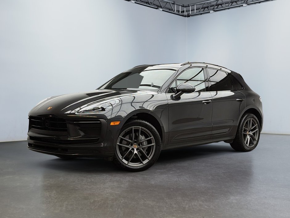2024 Porsche Macan Premium Package Plus in Laval, Quebec