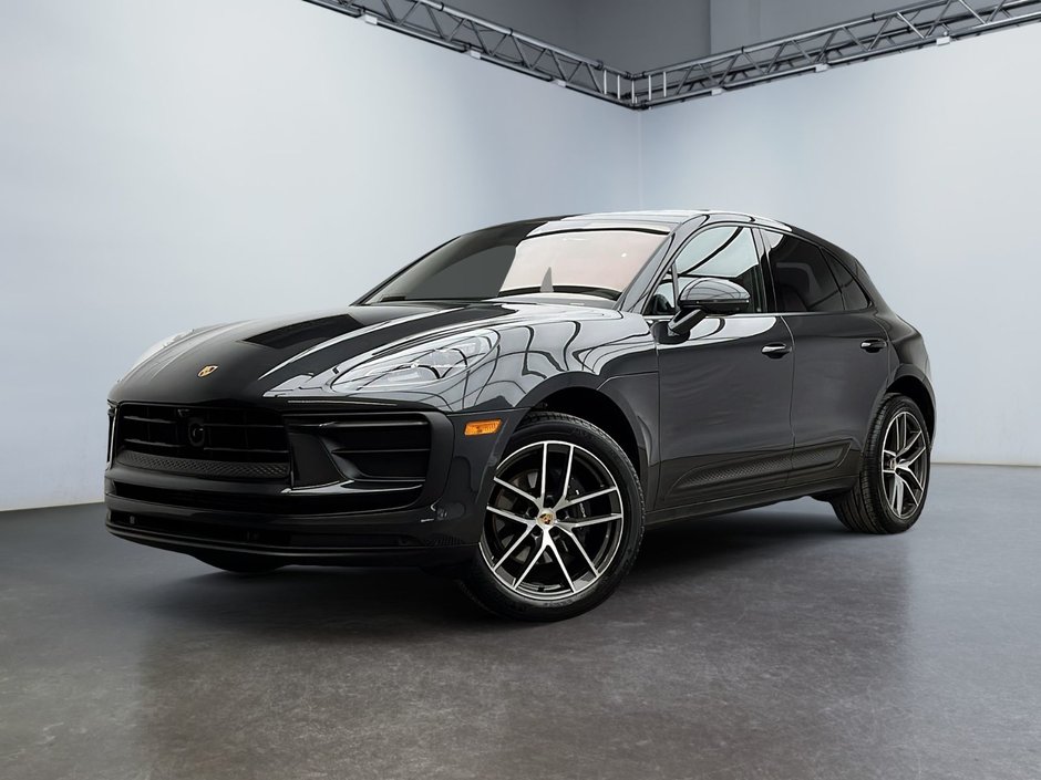 2024 Porsche Macan in Laval, Quebec