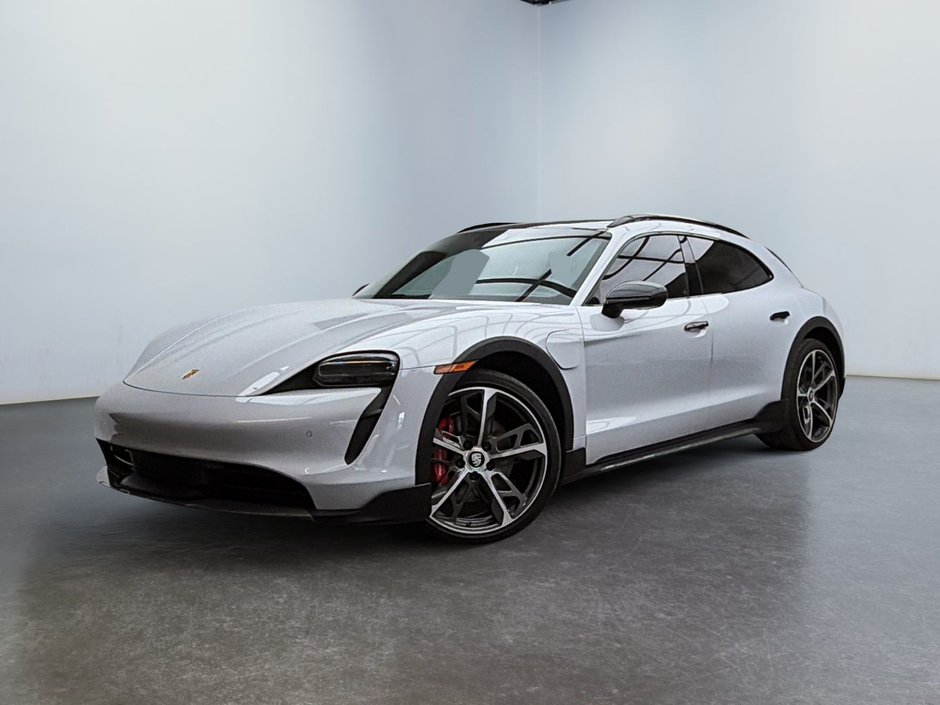 2022 Porsche Taycan 4S in Laval, Quebec