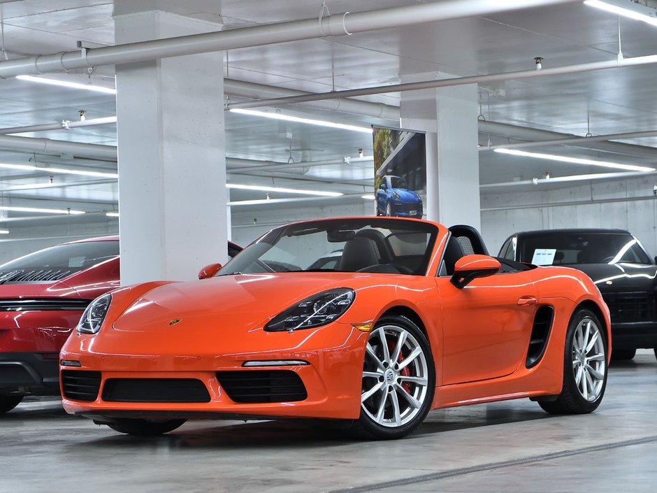 2022 Porsche 718 Boxster S in Laval, Quebec