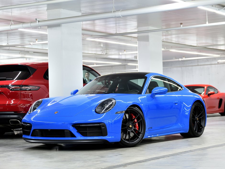 2023 Porsche 911 Carrera GTS Coupe / Manual Transmission / BOSE in Laval, Quebec