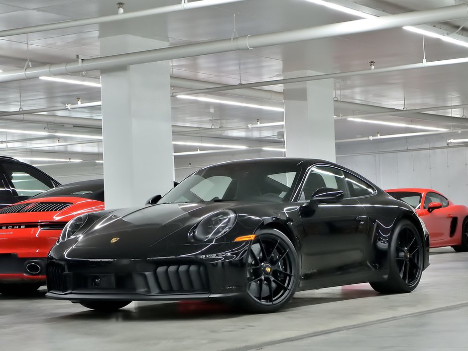 2025 Porsche 911 Carrera GTS Coupe / Premium Package / Burmester in Laval, Quebec