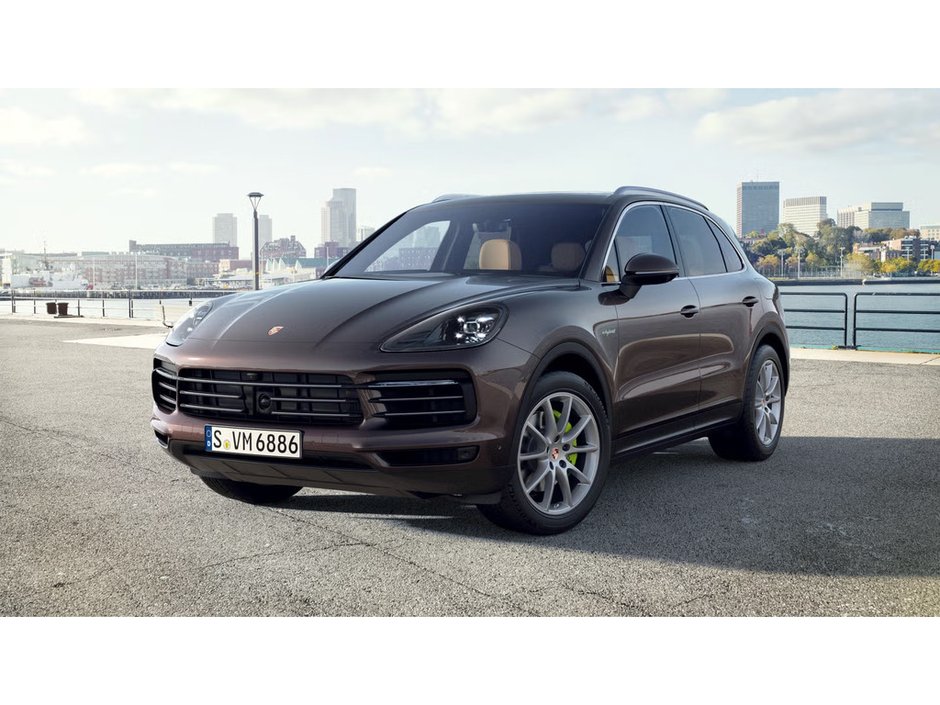 2023 Porsche Cayenne E-Hybrid AWD / Premium Package in Laval, Quebec