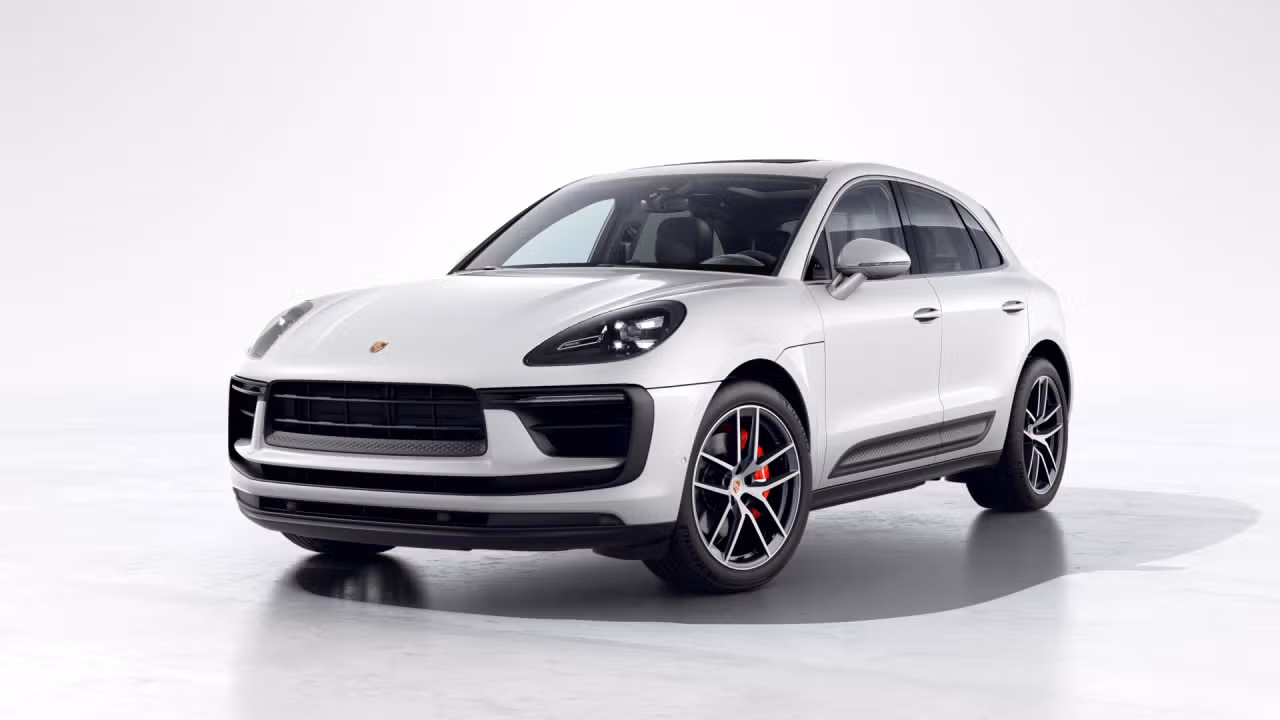 2023 Porsche Macan S in Laval, Quebec