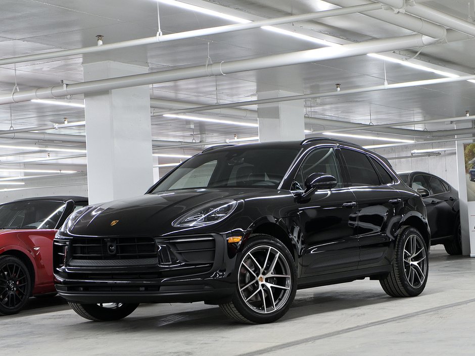 2024 Porsche Macan AWD / Premium Package / BOSE in Laval, Quebec