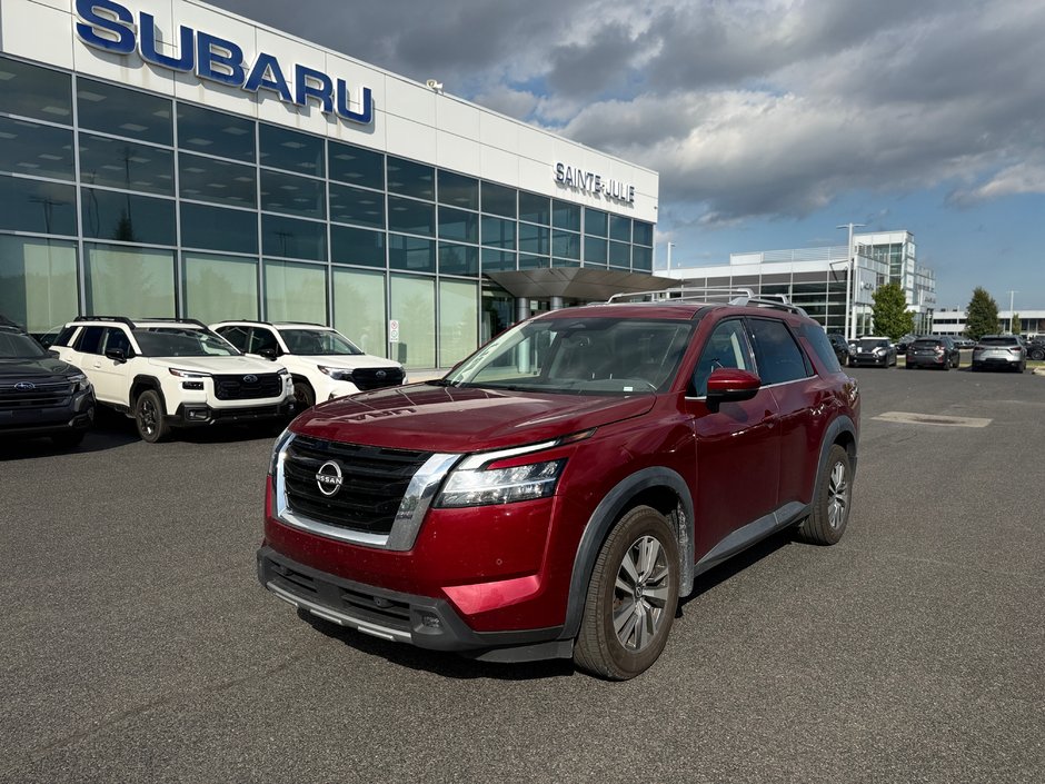 2022 Nissan Pathfinder SL in Sainte-Julie, Quebec