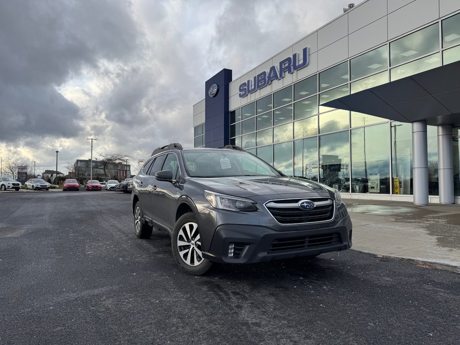 2021  Outback Tourisme Carplay Toit Sièges chauffants CERTIFIÉ in Sainte-Julie, Quebec