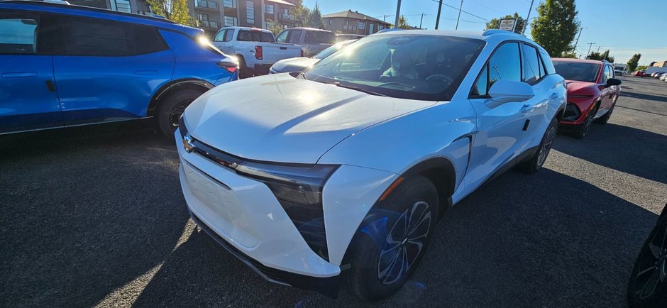 Blazer EV LT 2025 à Saint-Jean-Sur-Richelieu, Québec - w940px