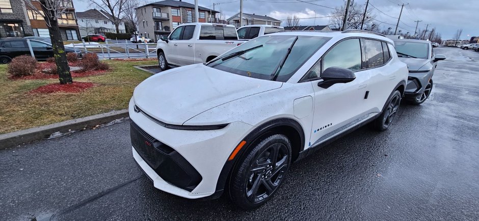 2025 Chevrolet Equinox EV 2RS in Saint-Jean-Sur-Richelieu, Quebec - w940px