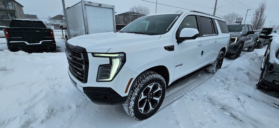 2025 GMC Yukon XL AT4 Ultimate in Saint-Jean-Sur-Richelieu, Quebec - w940px