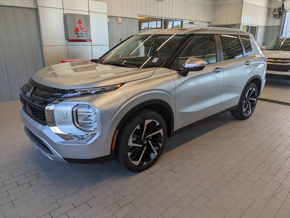 Outlander SEL 2024 à Gatineau, Québec