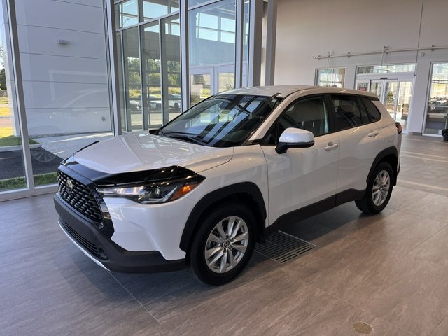 2023 Toyota Corolla Cross LE AWD in Rivière-du-Loup, Quebec