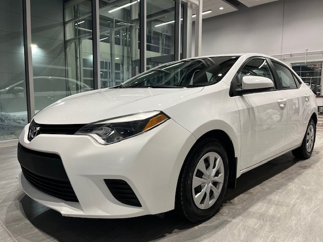 Toyota Corolla CE 2015 à Rivière-du-Loup, Québec